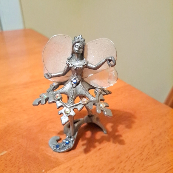 Sunglo Other - Pewter Fairy Figure Snowflake Crystal Fae Mystical Forest Fantasy Sunglo